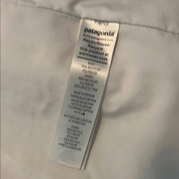 Patagonia White Fleece Jacket - Picture 5 of 6